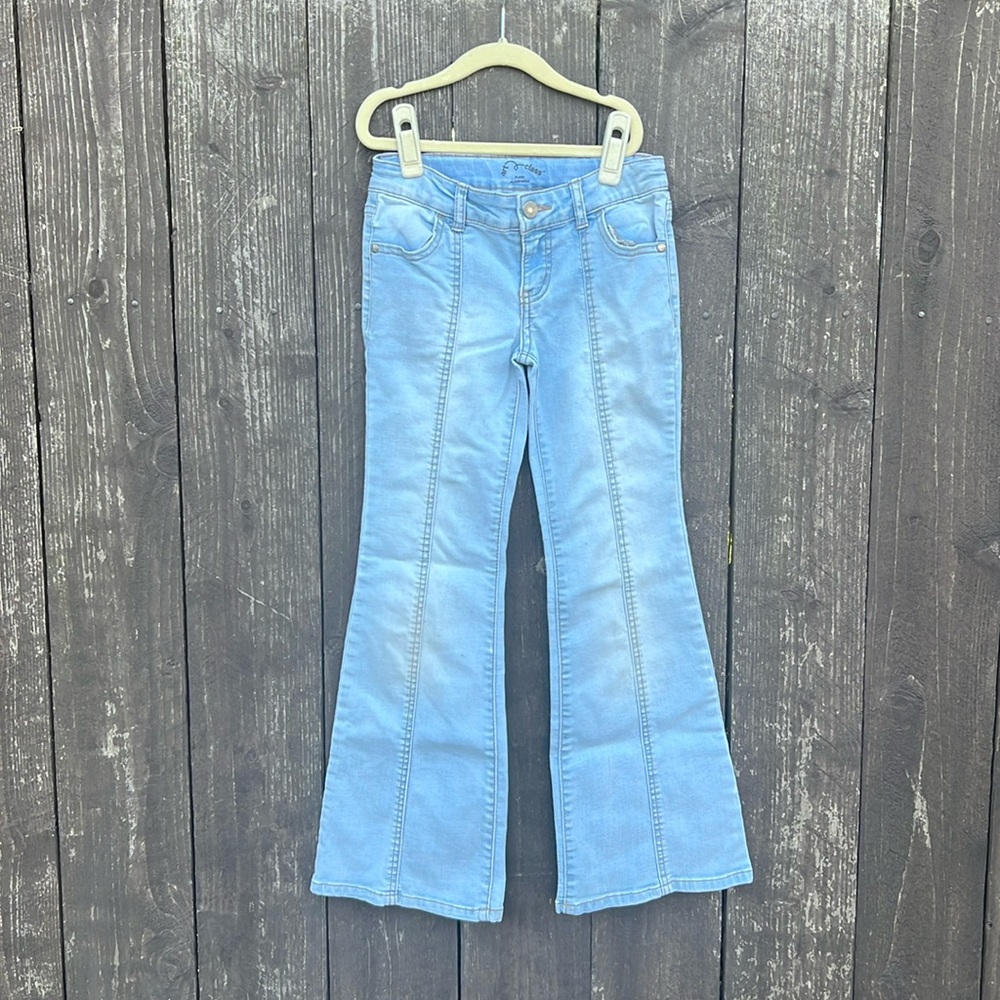 Art Class Low rise flared jeans